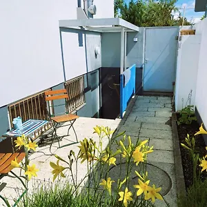 https://apt-airb33-privat-with-little-terrace.getmunichhotels.com